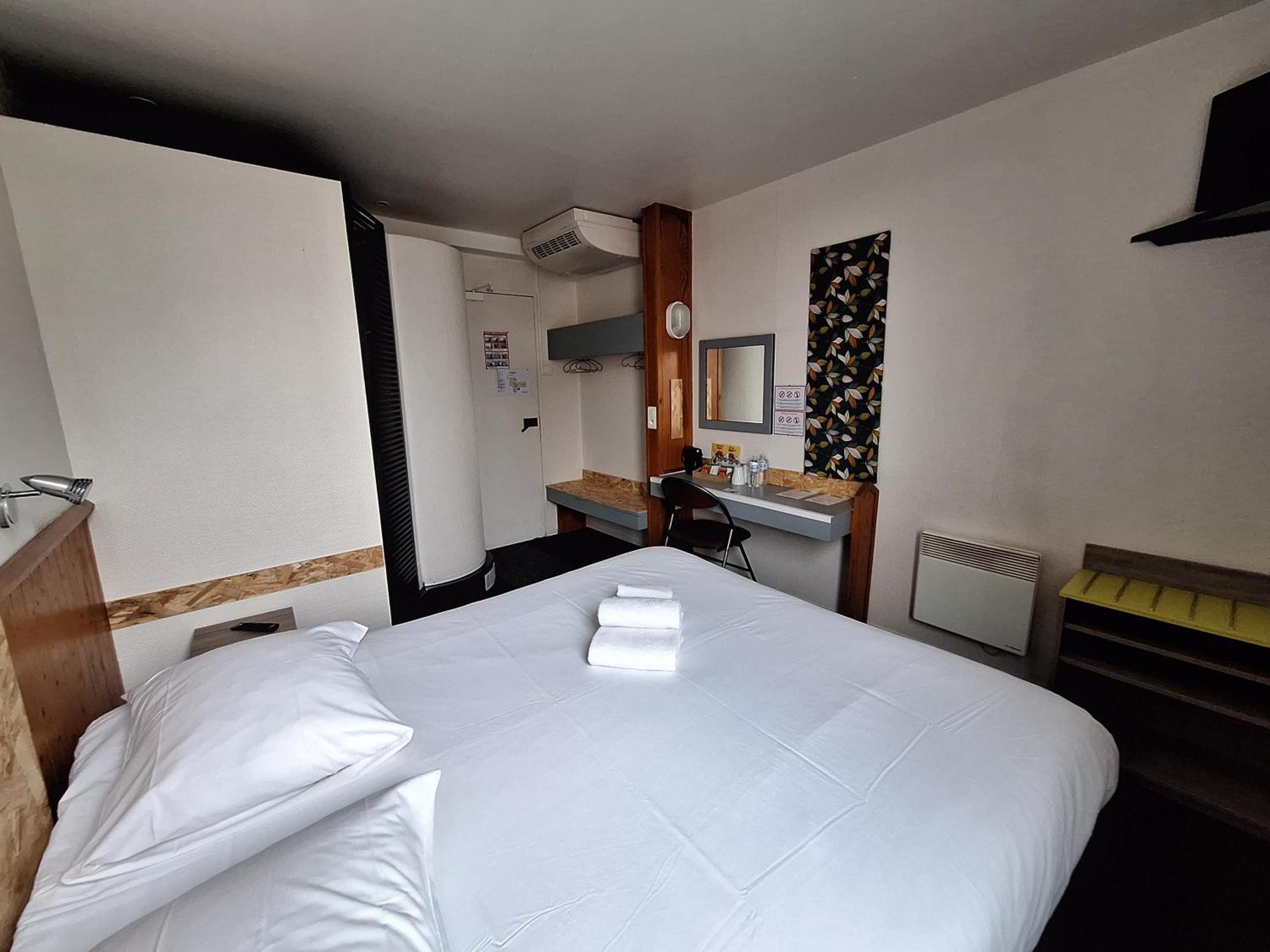 Escale Kennedy Hotel Mérignac Exterior foto