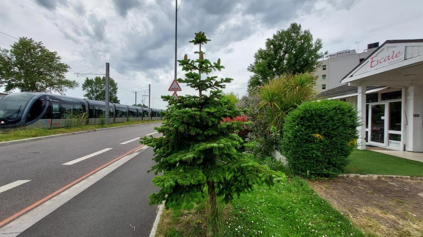 Escale Kennedy Hotel Mérignac Exterior foto