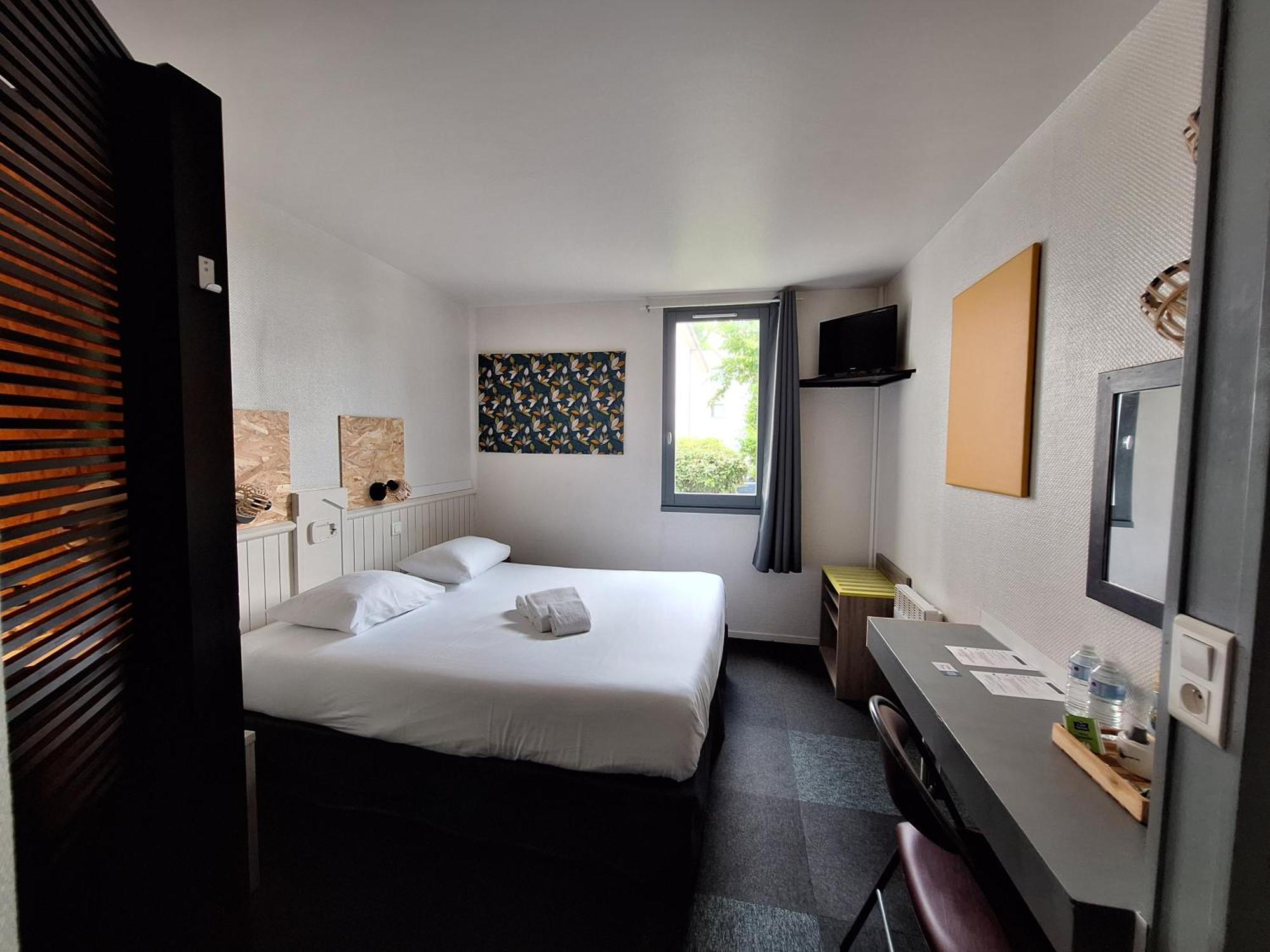 Escale Kennedy Hotel Mérignac Exterior foto